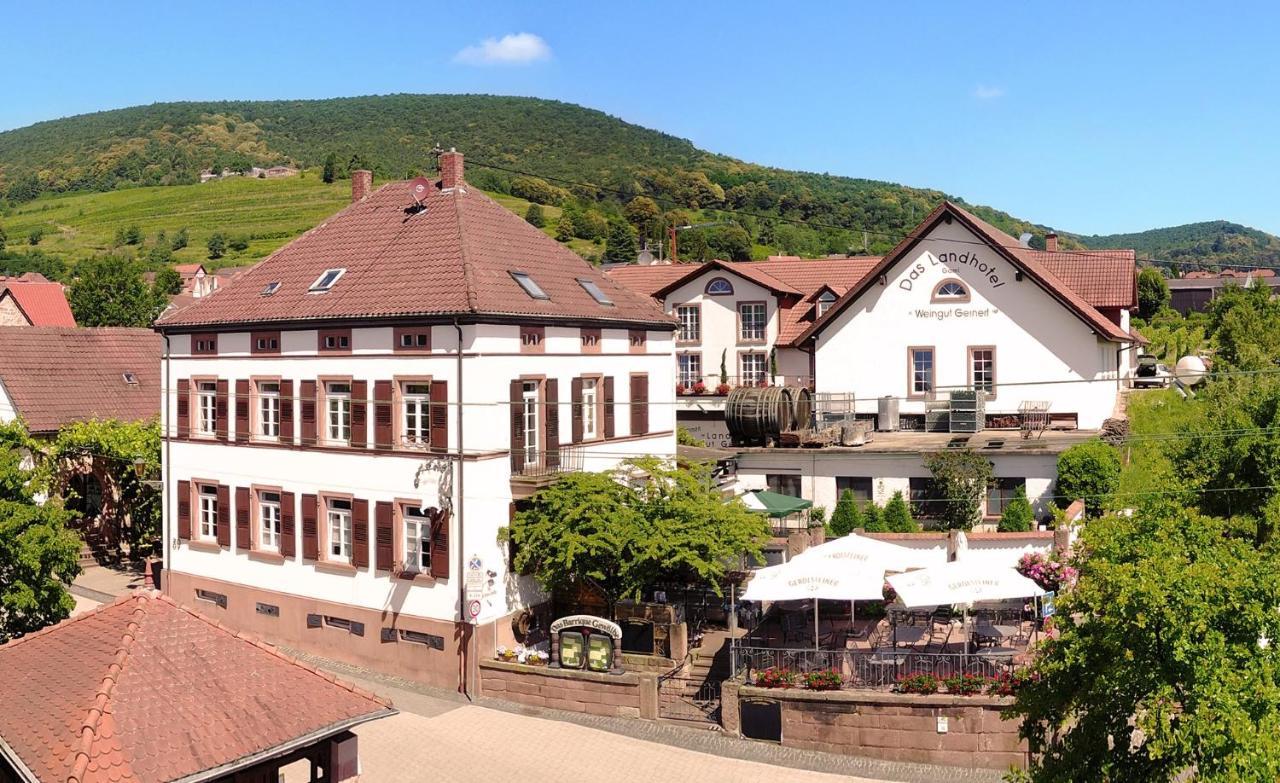 Das Landhotel Weingut Gernert Санкт Мартин Екстериор снимка
